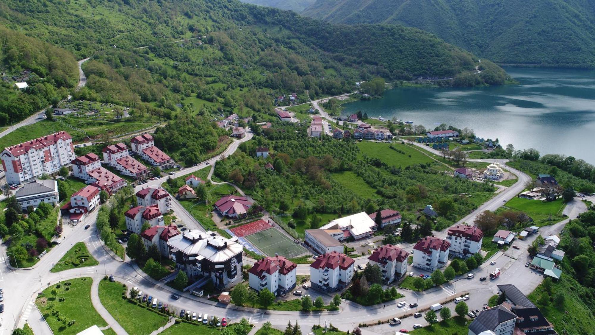 Apartman Sara Плужине Экстерьер фото